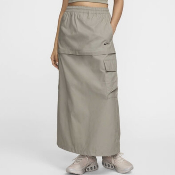 NWT Nike 2 In 1 Maxi Mini Skirt Zip Convertible Beige Loose Fit  Size M - Picture 1 of 10